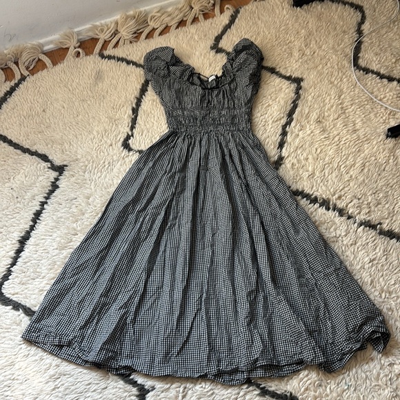 Doen Quinn Dress - Picture 16 of 17